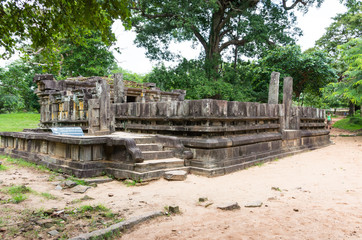 Fototapeta na wymiar Hindu temple ruin in Polonnaruwa