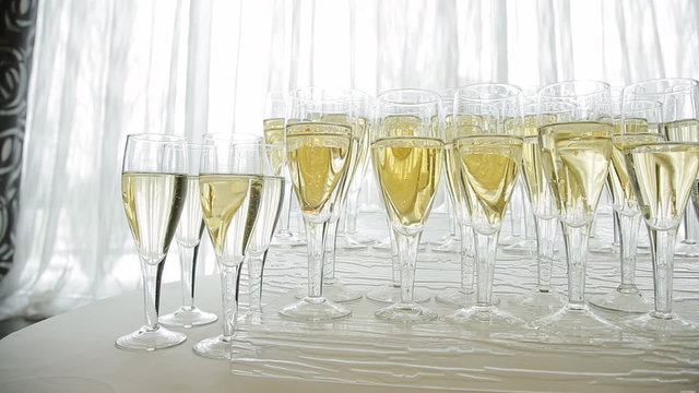 glasses of champagne at a wedding cocktail party