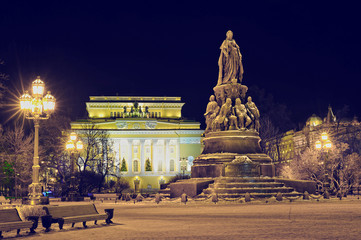Fototapeta na wymiar night view of the Alexandrinsky theater and the monument to Cath