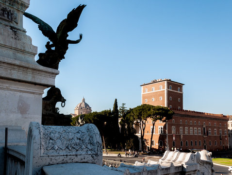 Place du Monument Victor Emmanuel II &agrave; Rome