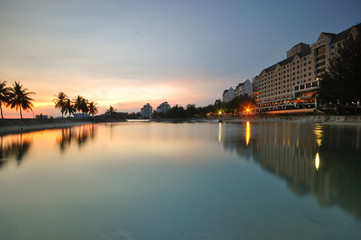 Fototapeta premium Beautiful sunset views at seaside