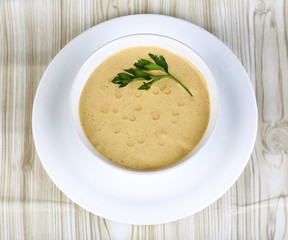 Chicken in walnut sauce