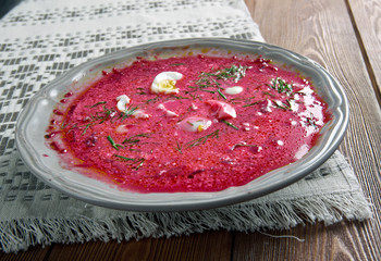 Saltibarschai Beet Soup