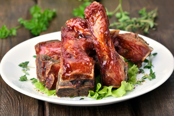 Roasted pork ribs