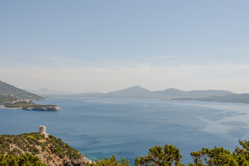 Alghero, Stadt, Küste, Mittelmeer, Küstenstrasse, Monte Doglia, Berge, Turm, Aussichtspunkt, Ausflug, Badeferien, Mittelmeerküste, Insel, Sommer, Sardinien, Italien