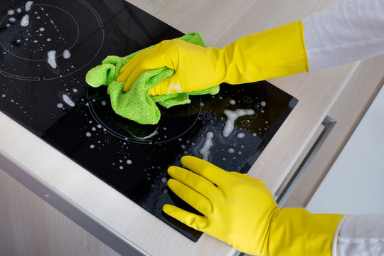 Induction Hob Cleaning