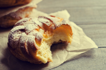 Round cake with cream