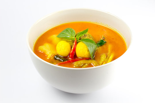 Red Thai Chicken and Bamboo Shoot Curry