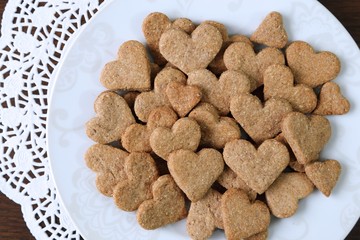 Biscuits with almonds.