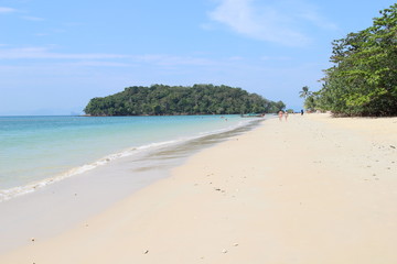 Fototapeta premium Klong Muang Beach bei Krabi / Thailand