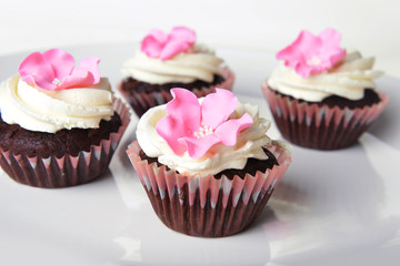Small cakes