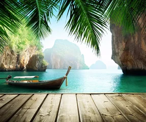 Photo sur Plexiglas Railay Beach, Krabi, Thaïlande Mer d& 39 Adam et bateau en bois en Thaïlande
