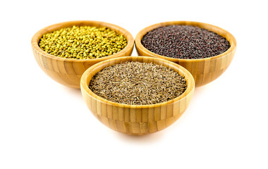 Whole seeds of cumin, organic mustard and coriander