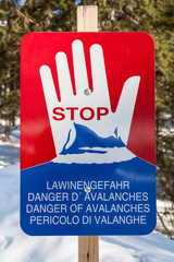 Schild Lawinengefahr