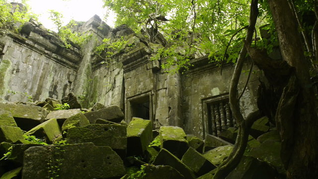 Beng melea temple Unesco world heritage site  dolly  