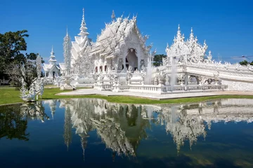 Zelfklevend Fotobehang The White Temple, or Wat Rong Khun, in Chiang Rai, Thailand. © R.M. Nunes