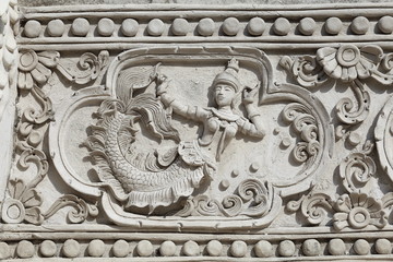 Carving in a beautiful pattern.