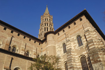 Fototapeta na wymiar Basilica of Saint Sernin in Toulouse, France