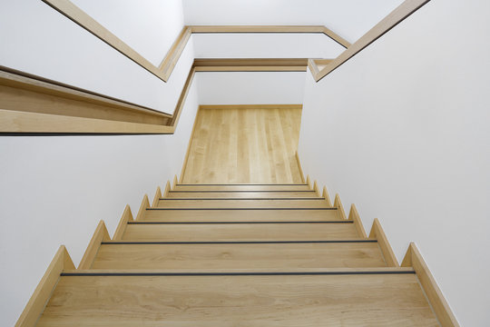 Treppenstufen Holztreppe 