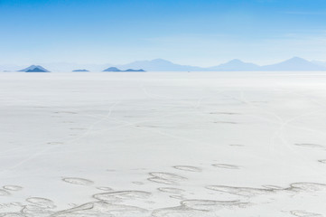 View of infinity in Salar de Uyuni, Bolivia