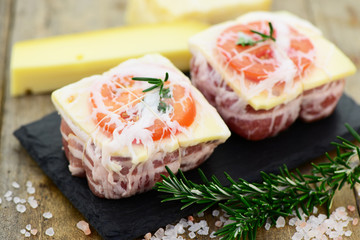 Fettnetz Fleischgericht