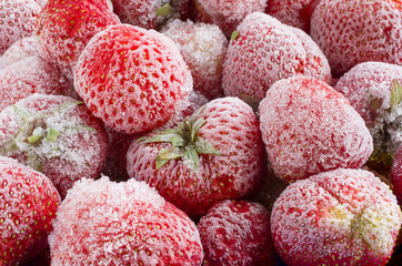 frozen strawberries - 99966485
