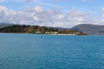 Great Barrier Reef, Bootsfahrt durch die Inseln.