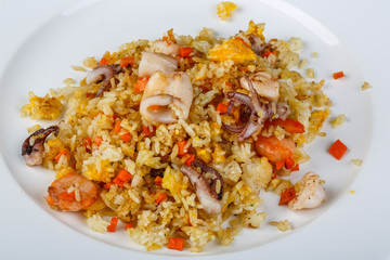 Fried rice with seafood