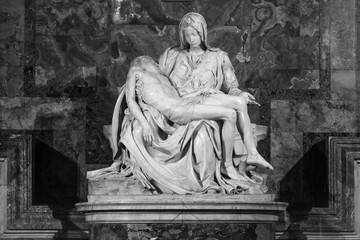 Pieta - Michalangelo - st. Peters cathedral. Black & white