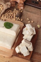 Tofu for cooking and soybean seed.