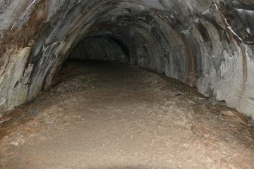 Cercles muraux Volcan Underground Volcanic Lava Tube