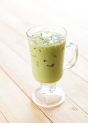 iced matcha latte