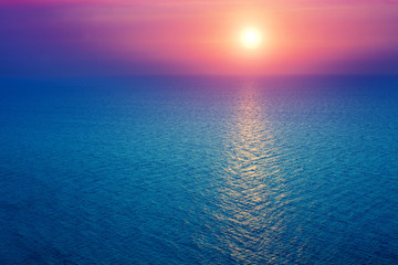 Obrazy na Plexi  Wschód słońca nad morzem