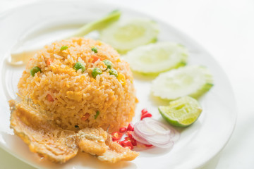 Fried Rice with Crispy Gourami Fish