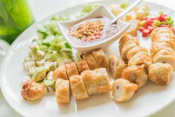 Vietnamese Meatball Wraps