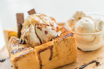 honey toast