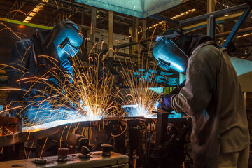 Welding with sparks