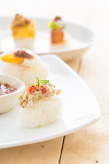 spicy tuna sushi