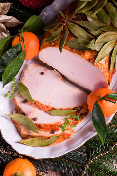 aromatic turkey roast in piquant marinade and Bay laurel