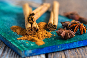 Ceylon cinnamon and star anise closeup. - obrazy, fototapety, plakaty