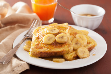 french toasts with caramelized banana for breakfast