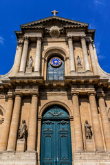Obraz premium Church of Saint-Roch - a late Baroque church in Paris, France.