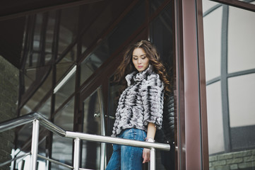 Fototapeta premium Girl standing near the stairs 4991.