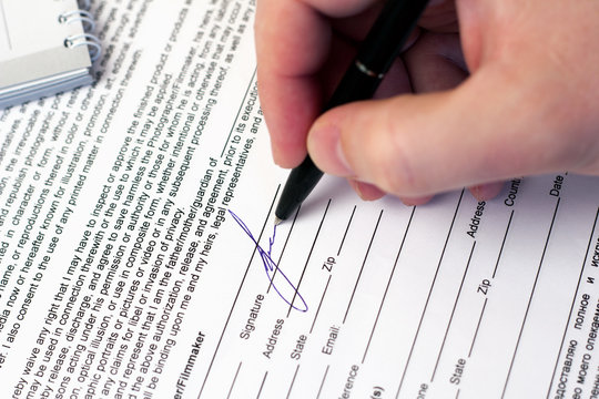 signature contract
