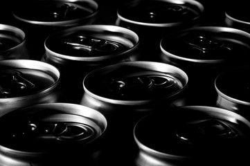 Group of cans in order