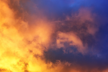 Fototapeta na wymiar Dramatic clouds at dusk