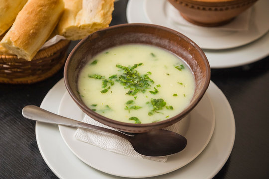 Georgian chicken soup - chikhirtma