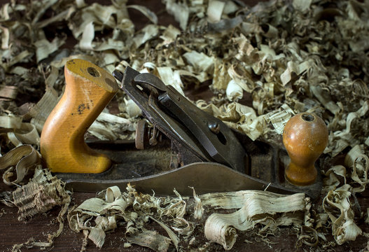 Jack plane, shavings, scobs