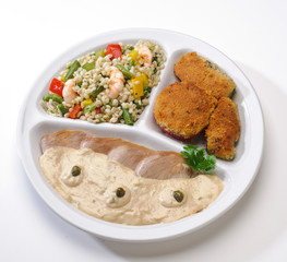 Orzo  con gamberi e verdura e vitello tonnato, menù completo