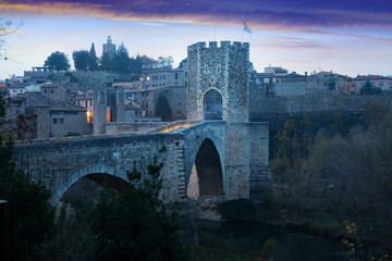 Fototapeta premium medieval fortifications and bridge. Besalu